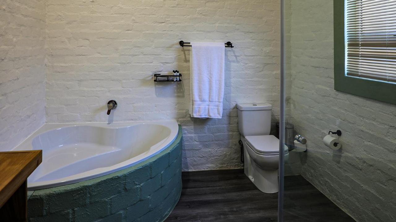Rooiberg Wild Private Game Reserve Ladismith Buitenkant foto